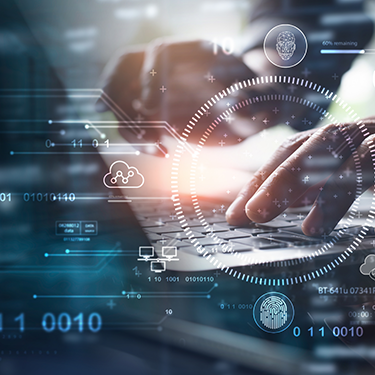 DX戦略成功のカギは<br>「自社人材の育成」にあり(仮題)